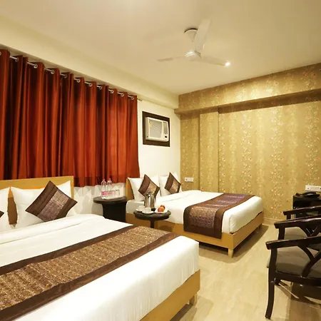 Hotel Classic Park At Airport-2